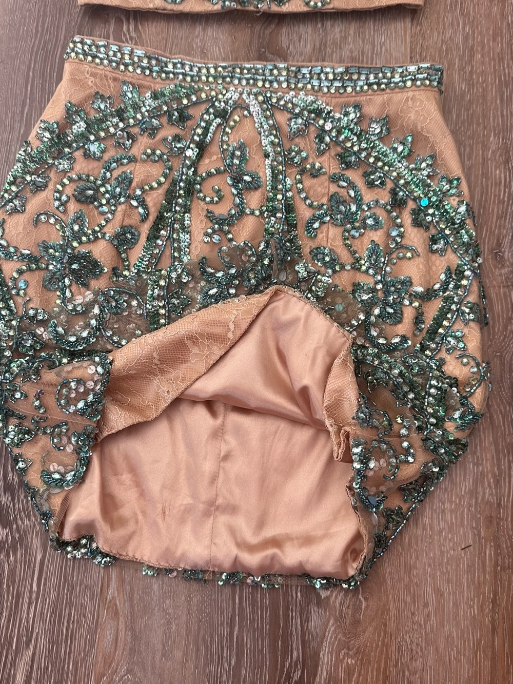 Sherri Hill Green Sequin Appliqué Nude Mesh Mini Skirt - Picture 3 of 6